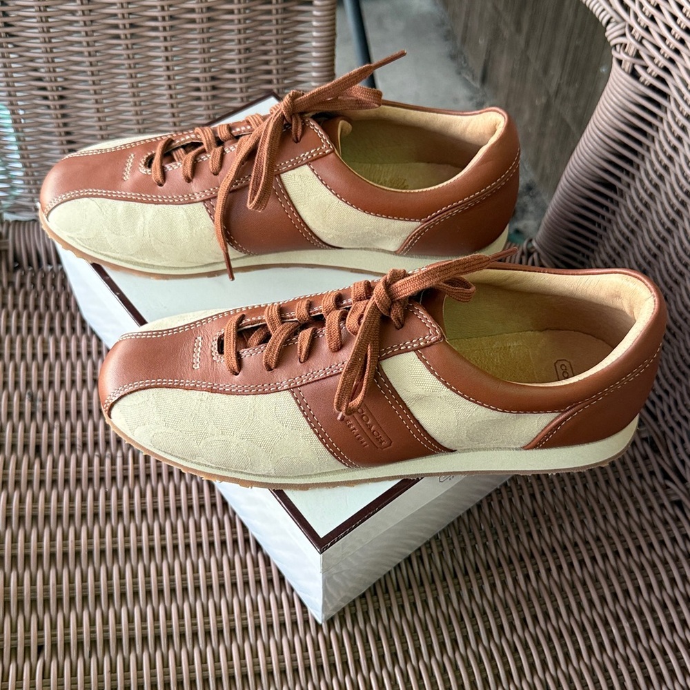 NIB Vintage 2003 COACH Jacquard Canvas Leather Monogram Sneakers Trainer Size 8M - Picture 2 of 9